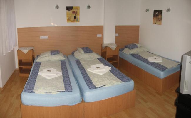 Nadix Panzio Bed & Breakfast Debreţin Cameră foto